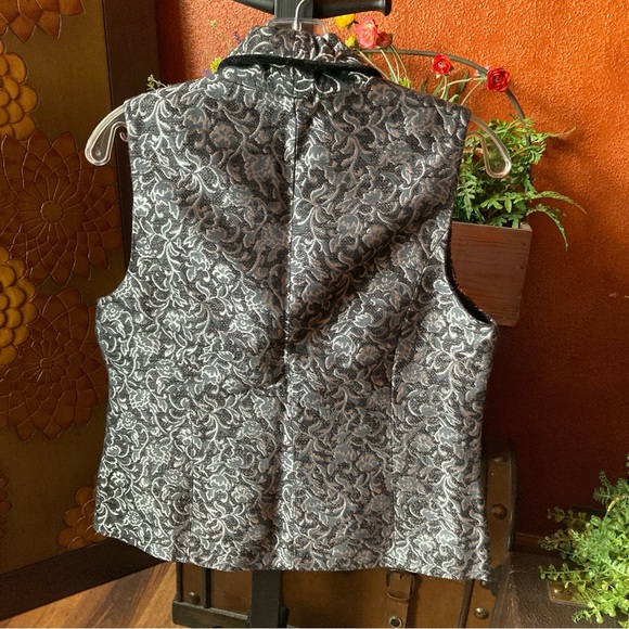 Christopher & Banks SmallMetallic Floral Brocade Vest - Picture 4 of 7